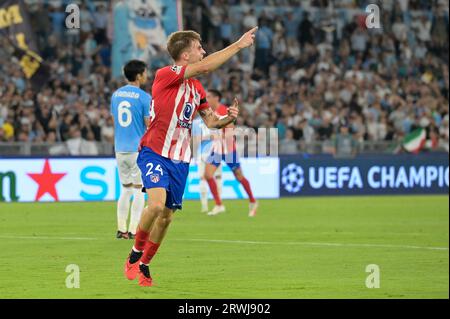 Pablo Barrios von Atletico de Madrid jubelt nach dem Tor 0-1 in der 29. Minute während des Fußballspiels, Stadio Olimpico, Lazio gegen Atletico di Madrid, 19. September 2023 (Foto: AllShotLive/SIPA USA) Credit: SIPA USA/Alamy Live News Stockfoto