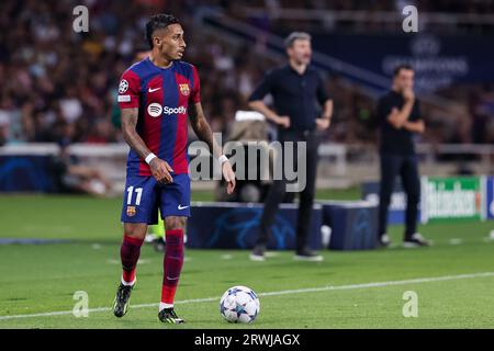 Barcelona, Spanien. September 2023. BARCELONA, SPANIEN - 19. SEPTEMBER: Raphinha vom FC Barcelona während des UEFA Champions League-Spiels zwischen dem FC Barcelona und Royal Antwerp FC bei den Estadi Olimpic Lluis Companys am 19. September 2023 in Barcelona, Spanien Credit: DAX Images/Alamy Live News Stockfoto