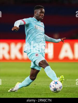 Barcelona, Spanien. September 2023. Mandela Keita vom Royal Antwerp FC spielte während des UEFA Champions League-Spiels Gruppe H zwischen dem FC Barcelona und dem Royal Antwerp FC am 19. September 2023 im Lluis Companys Stadium in Barcelona, Spanien. (Foto: Bagu Blanco/PRESSINPHOTO) Credit: PRESSINPHOTO SPORTS AGENCY/Alamy Live News Stockfoto