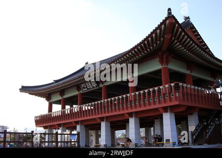 9. September 2023: Jinhaeru in Jinhae, Jinhae-gu, Changwon-si, Gyeongsangnam-do, Südkorea Stockfoto