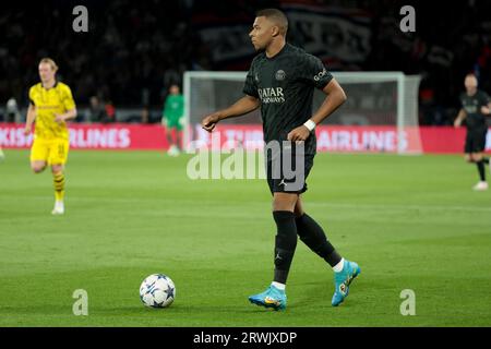 Paris, Frankreich. September 2023. Kylian Mbappe von PSG während des UEFA Champions League, Gruppe F Fußballspiels zwischen Paris Saint-Germain und Borussia Dortmund am 19. September 2023 im Parc des Princes Stadion in Paris, Frankreich - Foto Jean Catuffe/DPPI Credit: DPPI Media/Alamy Live News Stockfoto