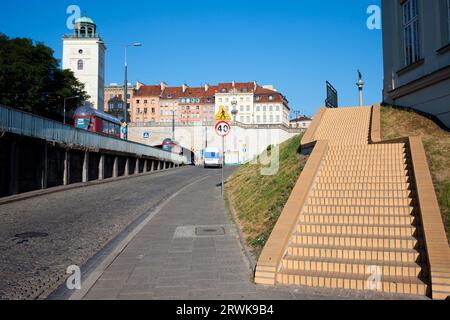 Eingang in die Altstadt von der Flussseite Vistula in Warschau, Polen Stockfoto