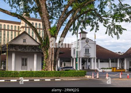 Kuching Old Courthouse, ein historisches Gerichtsgebäude in Kuching, Sarawak, Malaysia Stockfoto