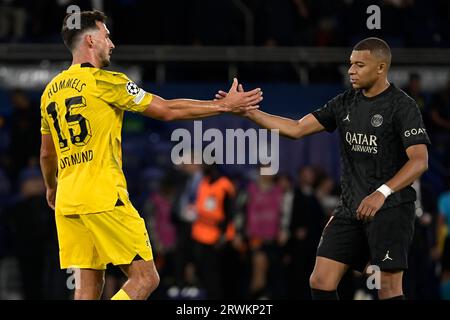 Paris, Frankreich. September 2023. Julien Mattia/Le Pictorium - Spiel PSG - Borussia Dortmund - 19/09/2023 - Frankreich/Ile-de-France (Region)/Paris - Kylian Mbappe und Mats Hummels beim ersten Spiel der Gruppe F der Champions League zwischen PSG und Borussia Dortmund im Parc des Princes am 19. September 2023. Quelle: LE PICTORIUM/Alamy Live News Stockfoto