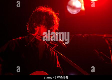 Mailand Italien 27. 10. 2005: Peter Hayes Sänger und Gitarrist des Black Rebel Motorcycle Club im Transilvania Club Stockfoto