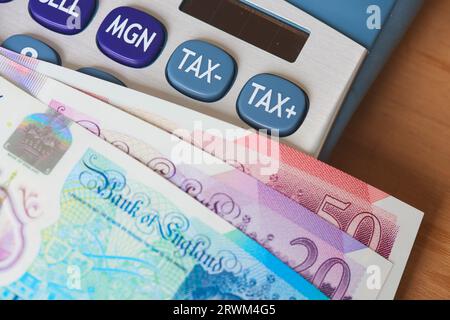 Pfund-Notizen - HMRC-Steuer Stockfoto