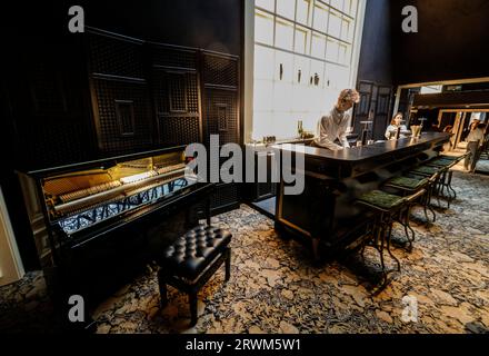 ERÖFFNUNG DES MAISON GAINSBOURG PARIS Stockfoto