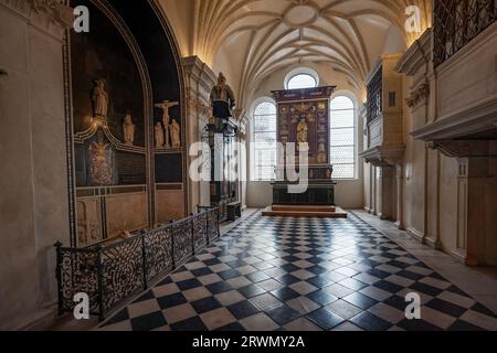 Grab von Erzherzog Ferdinand II. In der Silbernen Kapelle - Hofkirche - Innsbruck, Österreich Stockfoto