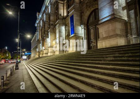 BUKAREST, RUMÄNIEN - 13. SEPTEMBER 2022: Nationalmuseum für rumänische Geschichte Stockfoto