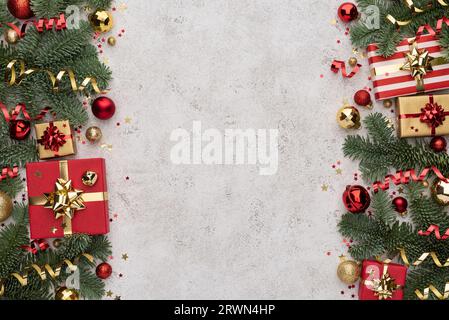 Hintergrund der Weihnachtskarte mit doppeltem Seitenrand Stockfoto