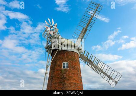 Horsey Windpumpe in der Nähe von Horsey in den Norfolk Broads England Großbritannien gebaut 1912 und in Betrieb bis 1943. Stockfoto