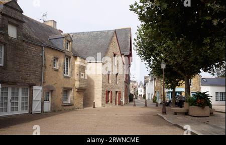 Steinhäuser im Hafengebiet von Piriac sur Mer Stockfoto