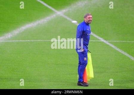 AMSTERDAM - Interimstrainer Jacques Abardonado von Olympique Marseille während des Trainings für das Gruppenspiel in der Europa League gegen Ajax. Das Amsterdamer Team erhält den französischen Verein in der Johan Cruijff Arena. ANP OLAF KRAAK Stockfoto