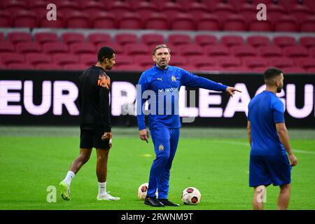 AMSTERDAM - Interimstrainer Jacques Abardonado von Olympique Marseille während des Trainings für das Gruppenspiel in der Europa League gegen Ajax. Das Amsterdamer Team erhält den französischen Verein in der Johan Cruijff Arena. ANP OLAF KRAAK Stockfoto