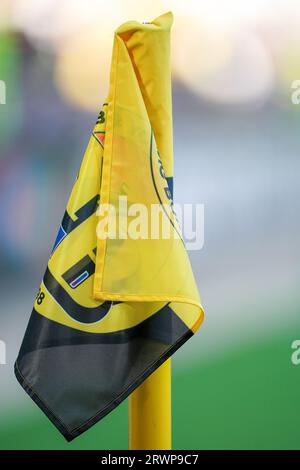 Bern, Schweiz. September 2023. Eckflagge während des UEFA Champions League-Fußballspiels zwischen Young Boys und RB Leipzig im Wankdorf-Stadion in Bern, Schweiz. (Daniela Porcelli/SPP) Credit: SPP Sport Press Photo. Alamy Live News Stockfoto