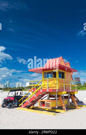 MIAMI BEACH LIFEGUARD TOWER, 8th Street, Ocean Drive, Miami Beach: Art déco-Viertel South Beach, erbaut Mitte der 1990er Jahre nach Hurrikan Andrew Stockfoto