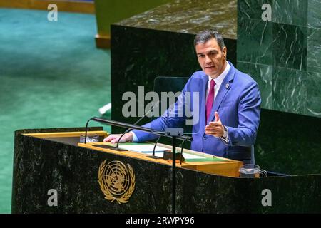 New York, USA. September 2023. Der spanische Premierminister Pedro Sánchez Pérez-Castejón spricht vor der 78. UN-Generalversammlung im Hauptquartier der Vereinten Nationen. Quelle: Enrique Shore/Alamy Live News Stockfoto