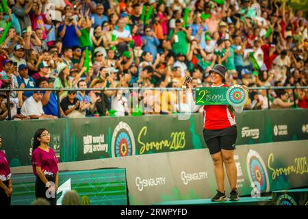 HERMOSILLO, MEXIKO - 9. SEPTEMBER: Alejandra Valencia de Mexico, beim Finale der Bogenschießen-Weltmeisterschaft 2023 am 10. September 2023 in Hermosillo, Mexiko. (Foto von Luis Gutierrez/Norte Photo) Stockfoto