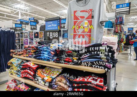 Miami Hialeah Gardens Florida, Walmart Supercenter im Innenbereich, Discount Kaufhaus, Geschäfte Geschäfte Geschäfte Kaufmannsmärkte Stockfoto