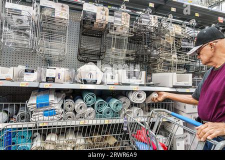 Miami Hialeah Gardens Florida, Walmart Supercenter im Innenbereich, Discount Kaufhaus, Geschäfte Geschäfte Geschäfte Kaufmannsmärkte Stockfoto