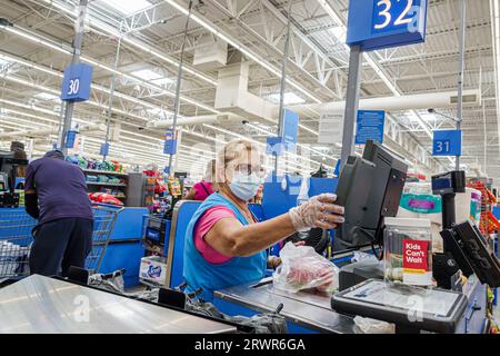 Miami Hialeah Gardens Florida, Walmart Supercenter im Innenbereich, Discount Kaufhaus, Geschäfte Geschäfte Geschäfte Kaufmannsmärkte Stockfoto