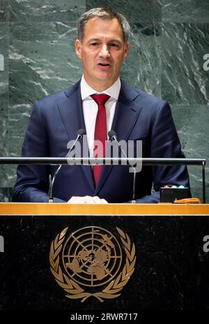 New York, USA. September 2023. Premierminister Alexander de Croo hält eine Rede auf einer Sitzung der UNGA-Debatte im Plenarsaal des Hauptquartiers der Vereinten Nationen während der 78. Tagung der Generalversammlung der Vereinten Nationen (UNGA78) in New York City, Vereinigte Staaten von Amerika, Mittwoch, den 20. September 2023. BELGA PHOTO BENOIT DOPPAGNE Credit: Belga News Agency/Alamy Live News Stockfoto