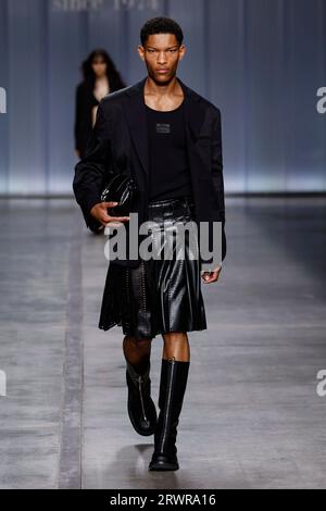 Mailand, Italien. September 2023. ICEBERG Frühjahr/Sommer 2024 Laufsteg während der Milan Fashion Week am 2024. September - Mailand; Italien 20/09/2023 Credit: dpa/Alamy Live News Stockfoto