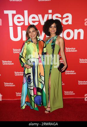 Miami, Vereinigte Staaten Von Amerika. September 2023. DORAL, FL- SEP 20: Generalkonsul der Republik Dominicana, Dra. Geanilda Vasquez und Wendy Regalado sind bei der Premiere der Serie „La Fuerza de Creer“ im CineBristo am 20. September 2023 in Doral, Florida, zu sehen. (Foto: Alberto E. Tamargo/SIPA USA) Credit: SIPA USA/Alamy Live News Stockfoto