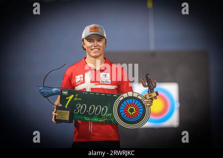 HERMOSILLO, MEXIKO - 9. SEPTEMBER: Mathias Fullerton aus Dänemark tritt in der Kategorie Compound Archery an, während des Wettbewerbs in der Kategorie Compound Bow für Frauen, während des Finales der Bogenschießen-Weltmeisterschaft 2023 am 9. September 2023 in Hermosillo, Mexiko. (Foto: Luis Gutierrez//Norte/Foto) Stockfoto