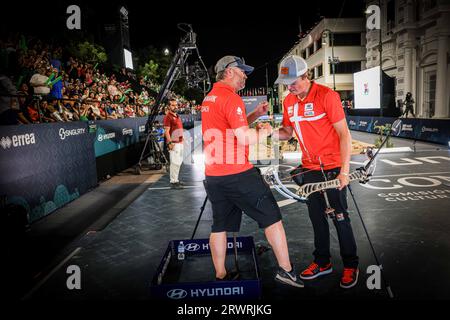 HERMOSILLO, MEXIKO - 9. SEPTEMBER: Mathias Fullerton aus Dänemark tritt in der Kategorie Compound Archery an, während des Wettbewerbs in der Kategorie Compound Bow für Frauen, während des Finales der Bogenschießen-Weltmeisterschaft 2023 am 9. September 2023 in Hermosillo, Mexiko. (Foto: Luis Gutierrez//Norte/Foto) Stockfoto