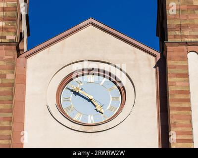 Kirche Uhr, romanische UNESCO Kiliansdom, St. Kilian, Dom, Detail, Würzburg, Unterfranken, Franken, Bayern, Deutschland, Europa Stockfoto