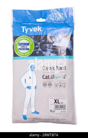 Moskau, Russland, 20. September 2023: Tyvek Classic Xpert Einweg-Schutzanzug Für Medizinische Hauben. Stockfoto