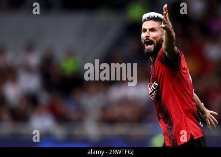 Olivier Giroud vom AC Mailand zeigt während des UEFA Champions League-Fußballspiels zwischen AC Mailand und Newcastle United FC im Stadio Giuseppe Meazza am 19. September 2023 in Mailand, Italien. Stockfoto