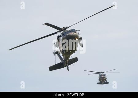 ISTANBUL, TURKIYE - 29. APRIL 2023: Türkische Jandarma-Truppe Sikorsky S-70 (702040) am Flughafen Istanbul Atatürk während des Teknofestes Istanbul Stockfoto