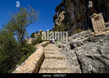 Senda del Castillo de Alaró, ubicado en El Puig d'Alaró, con una altitud de 822 m, Sierra de Tramuntana, Mallorca, Balearen, Spanien, Europa Stockfoto