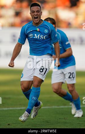 Frosinone, Italien. August 2023. Giacomo Raspadori jubelt, nachdem er während des italienischen Fußballspiels der Serie A das Tor erzielt hat Stockfoto