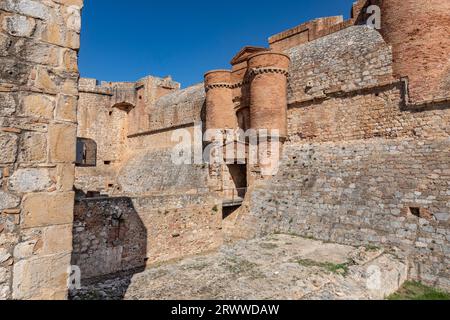 Der Eingang zum Fort de Salses (auch Forteresse de Salses genannt), einer katalanischen Festung in der Gemeinde Salses-le-Château. Stockfoto