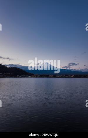 Fuji am Morgen von Kawaguchiko Stockfoto