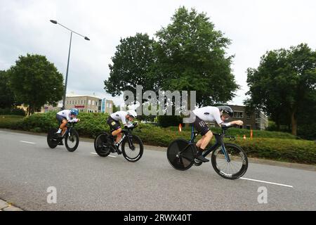 Emmen, Niederlande. September 2023. Deutsches Team auf dem Bild während des Zeitfahrtrennens der Elite-Mixed-Team-Staffel, einer 38 km langen Strecke in und um Emmen, Niederlande, am zweiten Tag der UEC-Straßeneuropameisterschaft, Donnerstag, den 21. September 2023. Die Europameisterschaften finden vom 20. Bis 24. september statt. BELGA FOTO DAVID PINTENS Credit: Belga News Agency/Alamy Live News Stockfoto