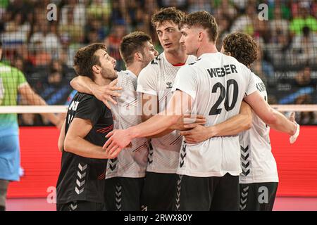 Tobias Krick, Lukas Kampa, Ruben Schott, Julian Zenger, Linus Weber (Deutschland). Volleyball-Weltmeisterschaft 2022. Stockfoto