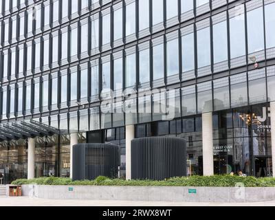 100 Einkaufszentrum Liverpool Street am Broadgate, London, England. Stockfoto