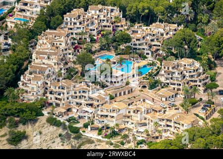 Luftblick, Club Monte de Oro, Wohnkomplex mit Poollandschaft, Balkonen, Costa de la Calma, CalviaÃƒÆ’Ãƒâ€ Ã¢â‚¬â„¢ÃƒÆ’Ã†â Ã¢â‚¬Â Stockfoto