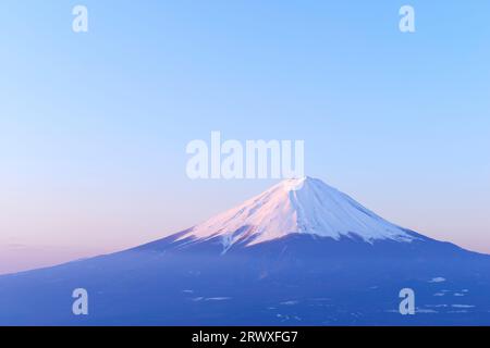 Mt. Fuji bei Sonnenaufgang vom Shindo Pass, Yamanashi Stockfoto