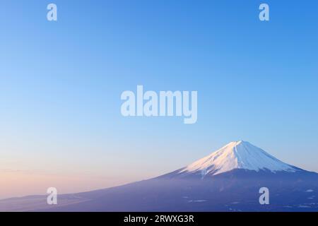 Mt. Fuji bei Sonnenaufgang vom Shindo Pass, Yamanashi Stockfoto