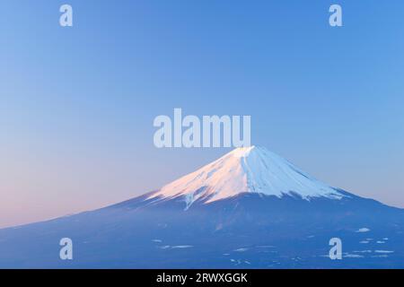 Mt. Fuji bei Sonnenaufgang vom Shindo Pass, Yamanashi Stockfoto