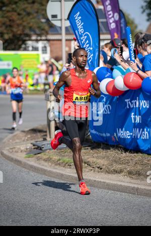 Elite-Läufer Bashir Abdi wurde Zweiter beim Great North Run 2023 Stockfoto