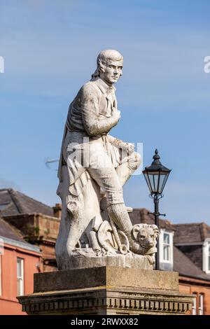 Die Robert Burns Statue wurde 1882 enthüllt und 2005 von Amelia Paton Hill, Dumfries, Schottland, restauriert Stockfoto