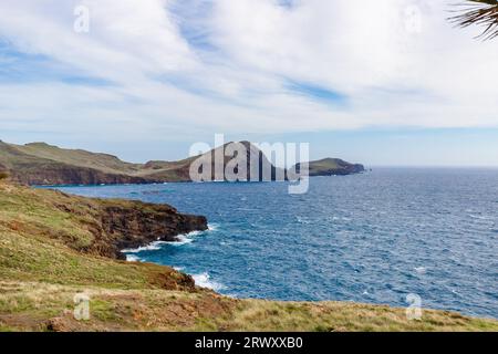 Idyllischer Blick auf die Ponta do Buraco auf der Insel Madeira, Portugal Stockfoto