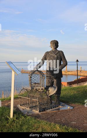 Spazieren Sie mit der Serie Heritage von Skulpturen rund um Whitby von der lokalen Künstlerin Emma Stothard in North Yorkshire, Großbritannien Stockfoto