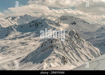 Winterlandschaft vom Weisshorn Peak, Arosa, Graubünden, Schweiz Stockfoto